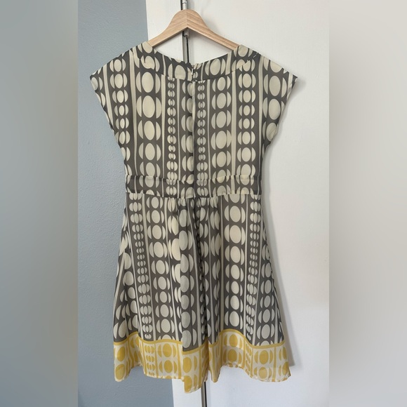 ABS Essentials Dress - Picture 4 of 4